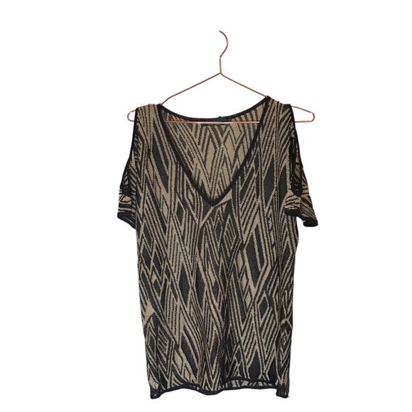 Lauren Ralph Lauren size medium Black & Gold Cold Shoulder Knit Top - Picture 1 of 8